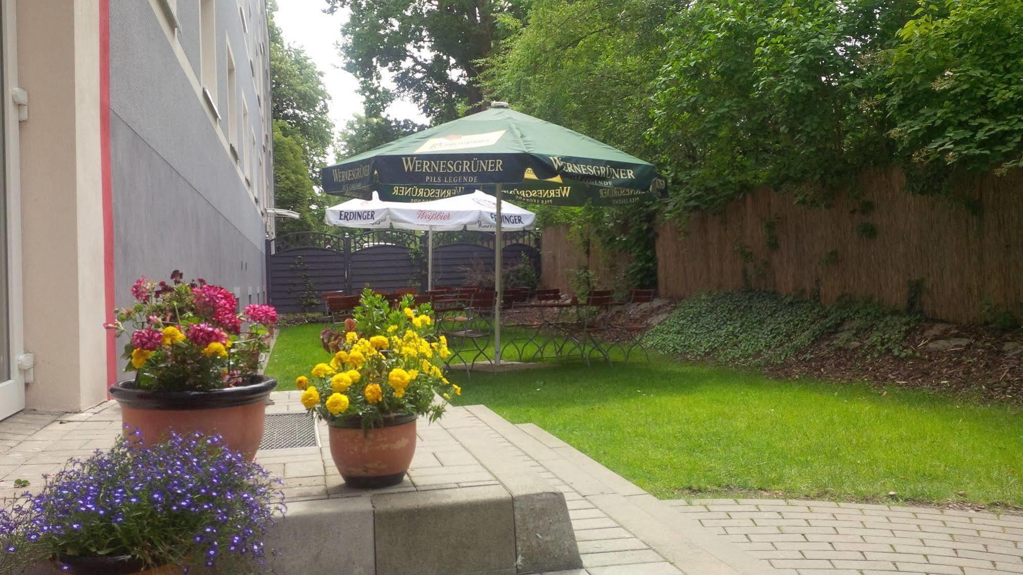 Hostel & Bistro Haus Der Horizonte 바트 도베란 외부 사진